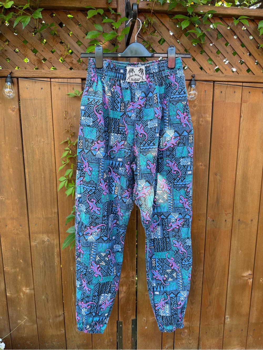 VTG 90s Hawaiian Gecko Baggy Jam Pants